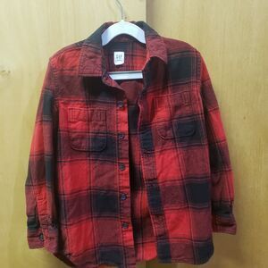 GAP TODDLER RED/BLACK FLANNEL BUTTON UP SHIRT Sz SMALL EEE